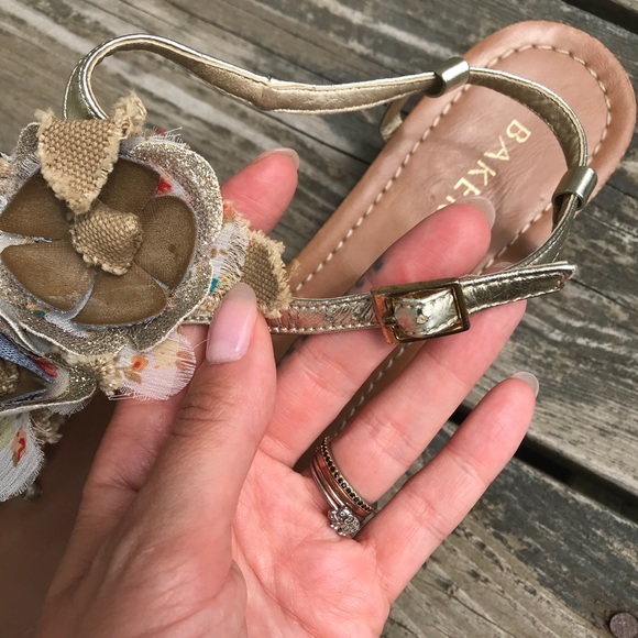 Festival sandals metallic and floral detail - Picture 5 of 6